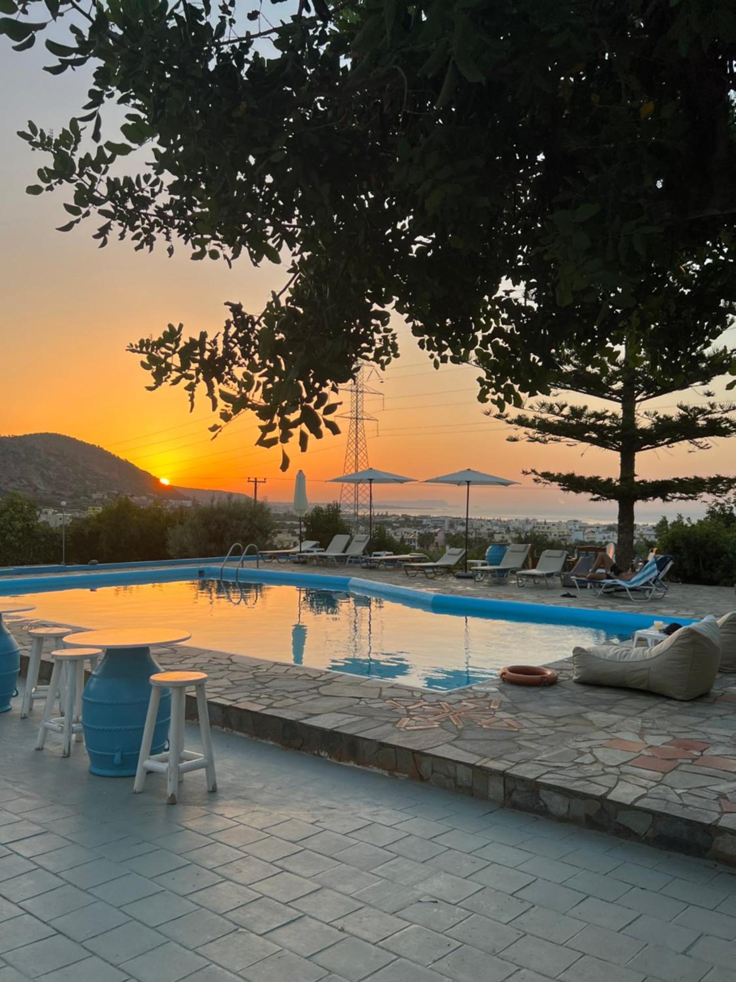 Silia Suites Малія Екстер'єр фото